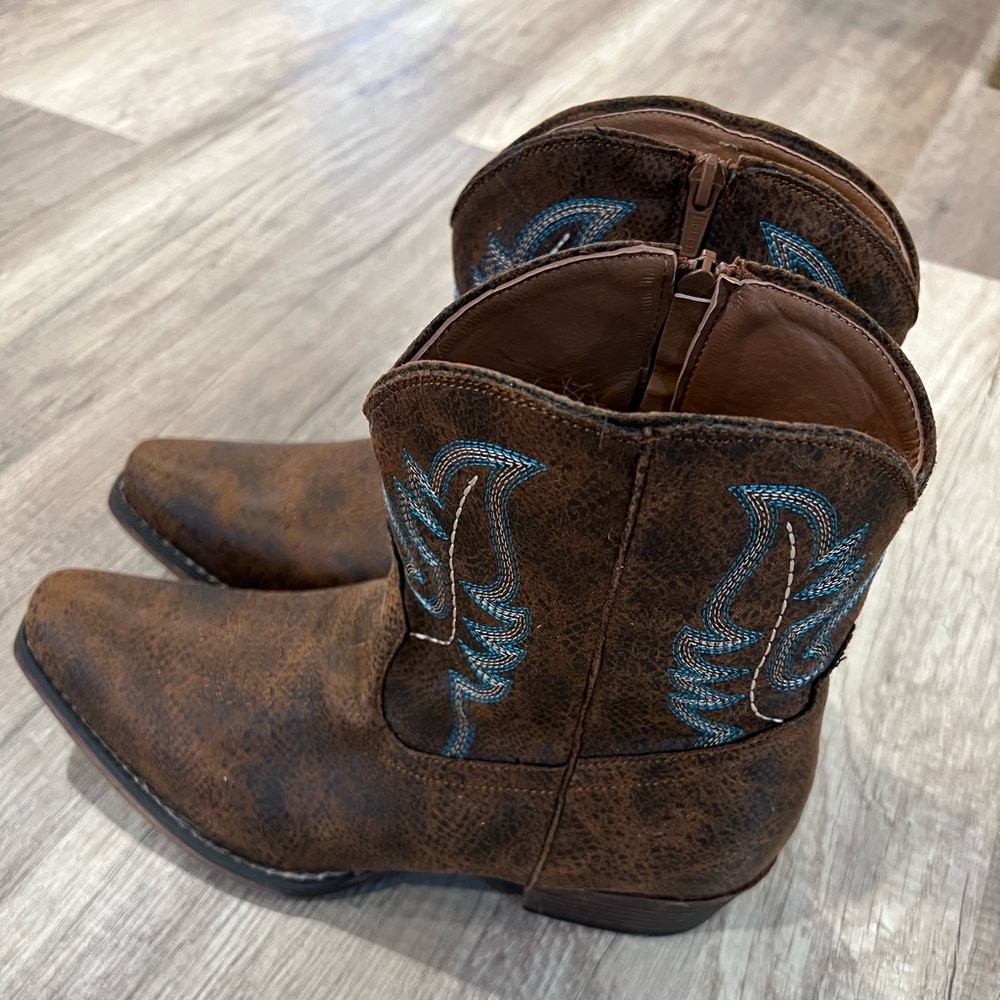 Roper Boots